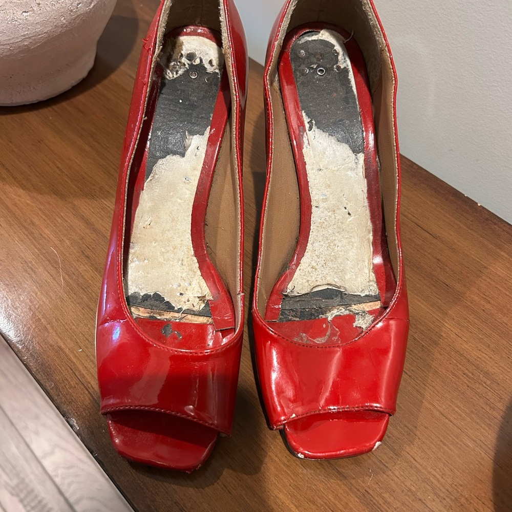 Red Women's Peep Toe Heels - Picture 2 of 7